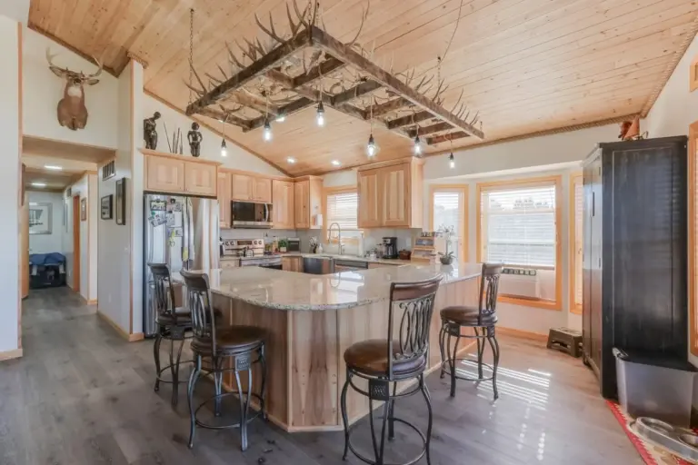 08_d47bfae2-7887-44fa-a9a8-41ab1663a66d