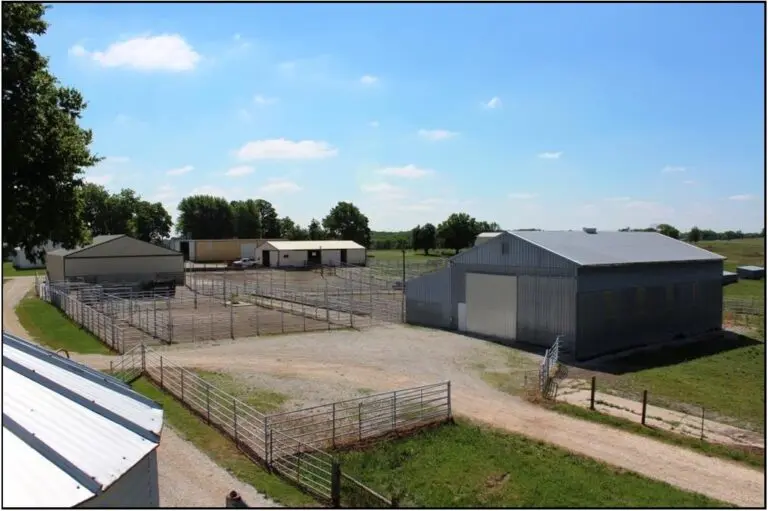 Working Cattle Ranch For Sale in Central MO