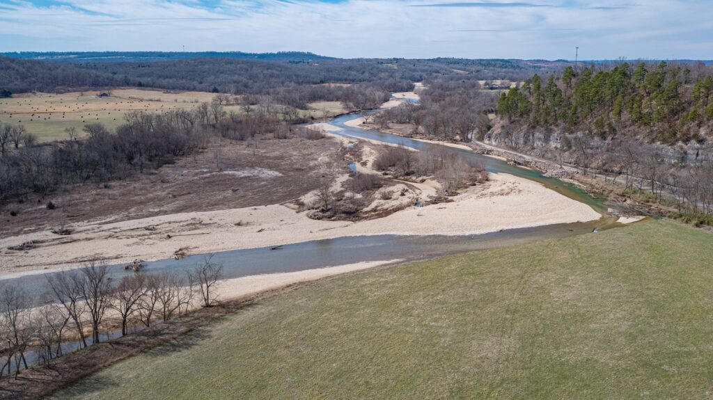 Riverfront Hunting Ranch For Sale in Adair County