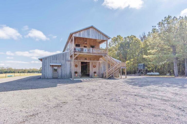 Exceptional Cattle Ranch & Hunting Land For Sale in Northeast MS