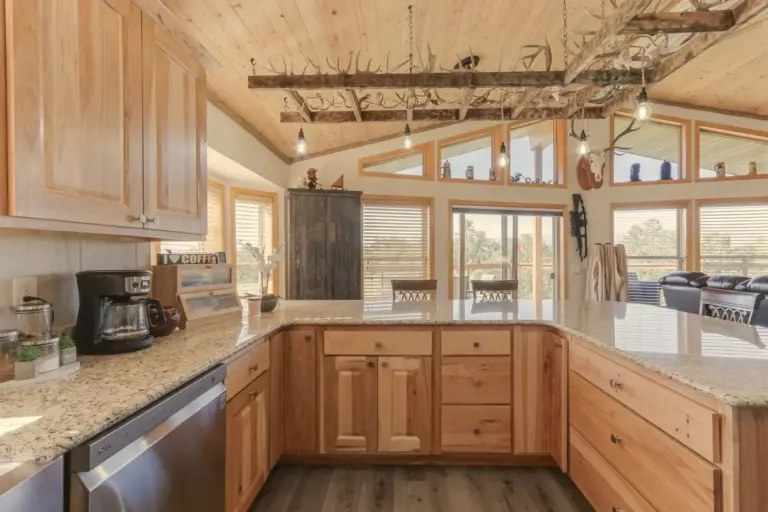 11_11c019b8-b9d4-49ca-8cf1-63f6c7de495e