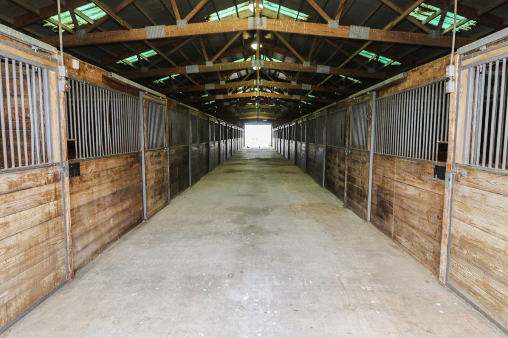 16-Parmer-County-TX-Equine-Training-Facility-and-Land-For-Sale