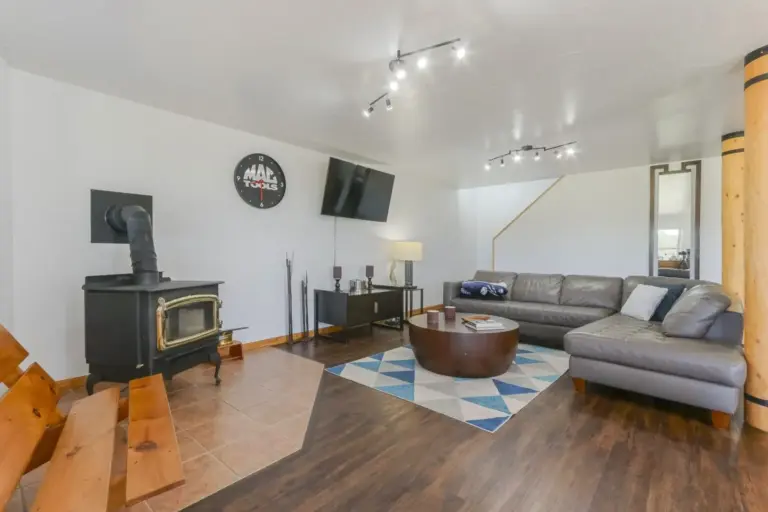 20_28909d77-bb69-490f-9158-62544b839367