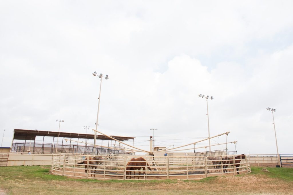 25-Parmer-County-TX-Equine-Training-Facility-and-Land-For-Sale