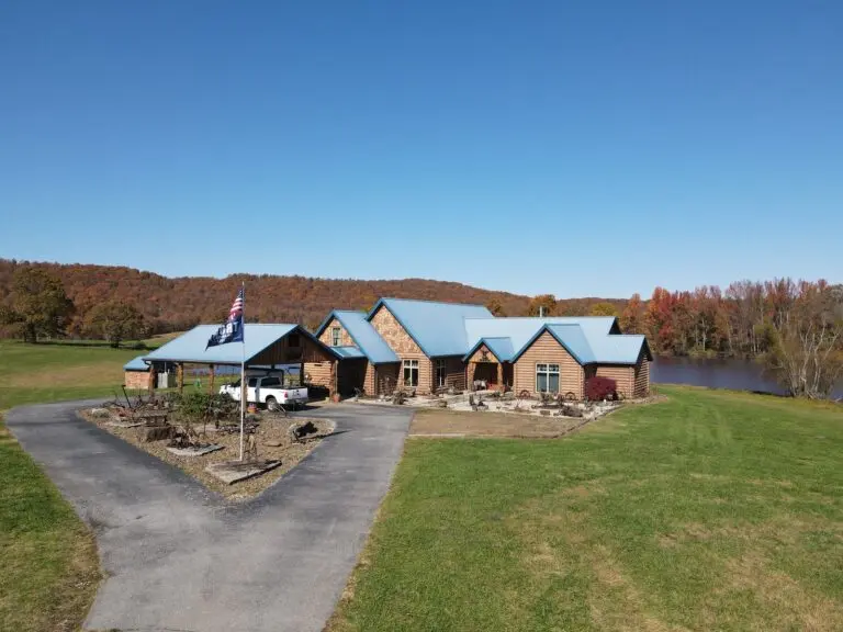 520 Acre Farm & Ranch in Huntsville