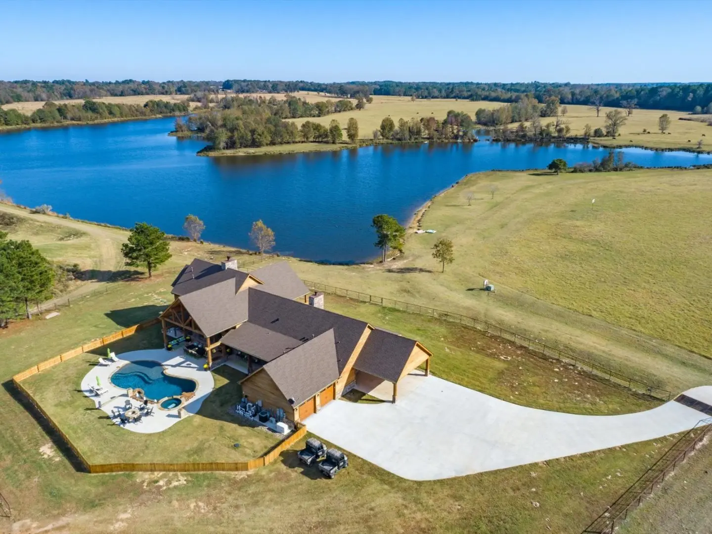 Lakefront Ranch in East Texas for Sale | UCRP