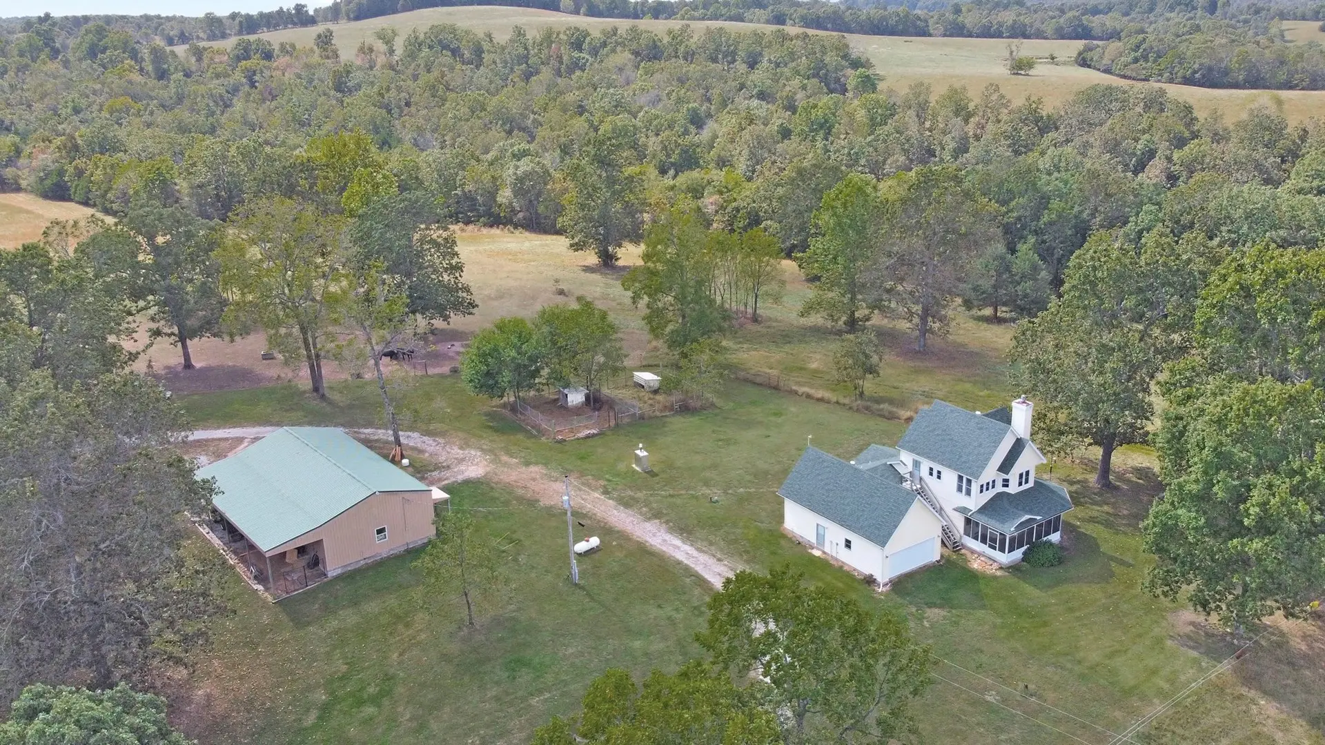 Osarks Ranch 425-Acre Ozarks Ranch in Caulfield | UCRP