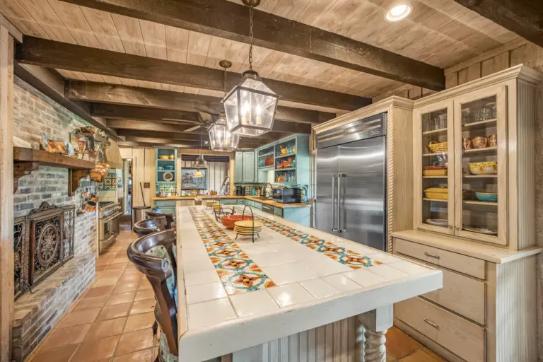 08_0d8e68b2-f966-4a6a-8e97-c822ba3327fe