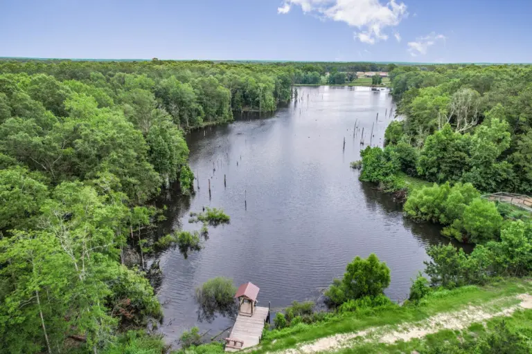 40_60808659-cae8-429f-abb9-7afc91ea09c6