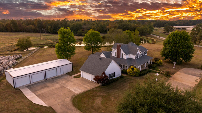 1136 CR 2001 New Boston