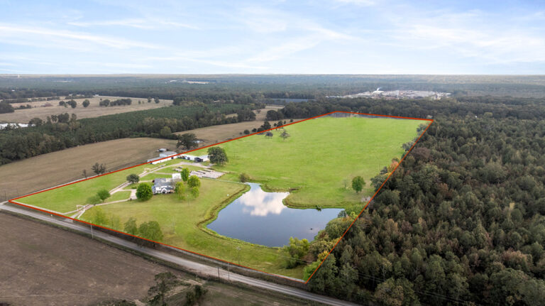 1136 CR 2001 New Boston