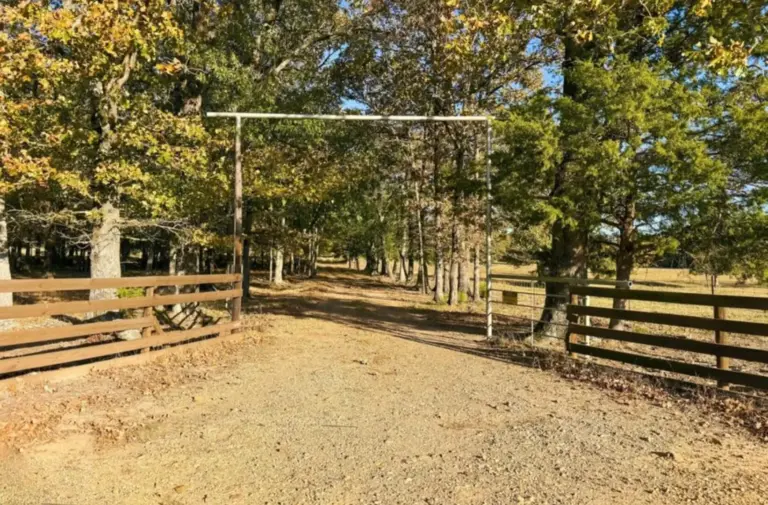 16_615e4eb7-b349-4a5c-8dc2-d21ec0c1ff64