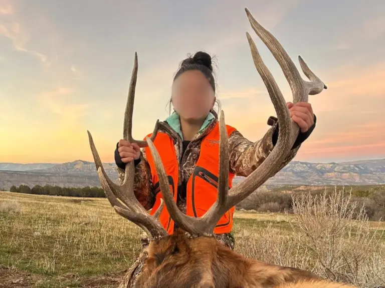 06_54ddf990-c681-4c39-8164-52ae62b34dd7