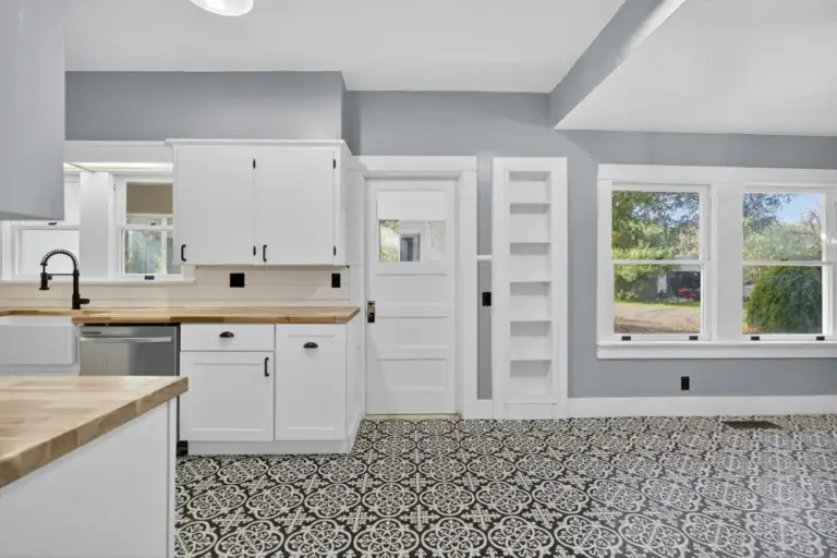 11_925271ae-bda9-4447-b4e8-d0c22b22e92f