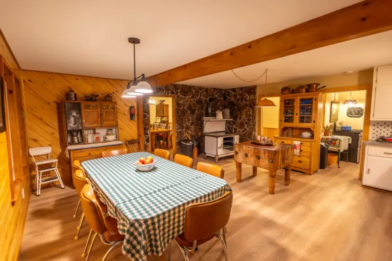 15_cd745a86-1f3e-40e8-9ec3-eb05c102963c