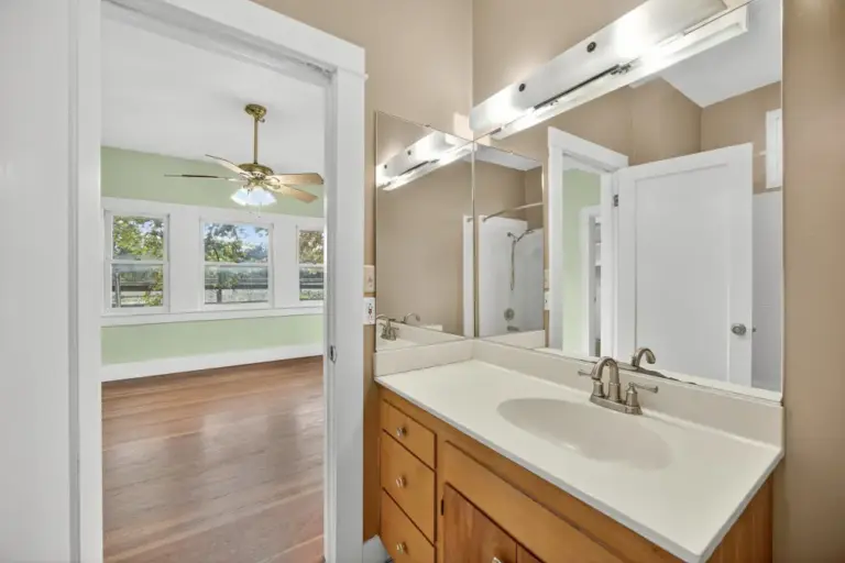 16_476aa831-d380-4000-b1e3-b14a9fbfdf22