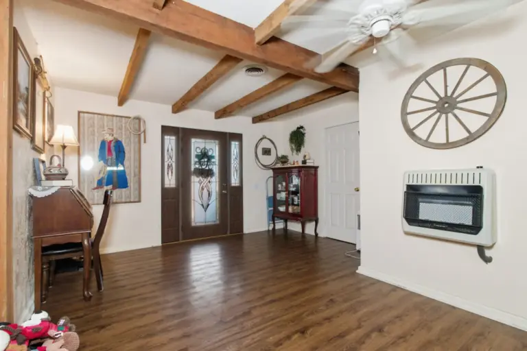 08_2ffd1264-498d-4443-a35c-7d6f552acce7