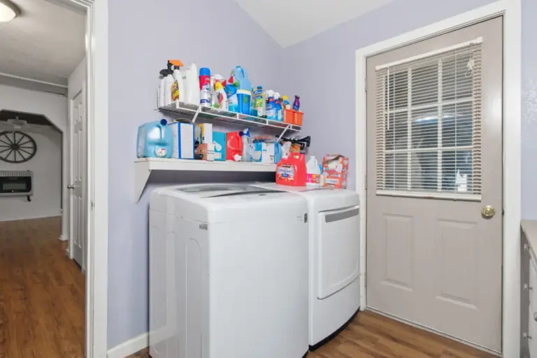 27_9768fc11-d89c-40f5-b55b-00588f28798e