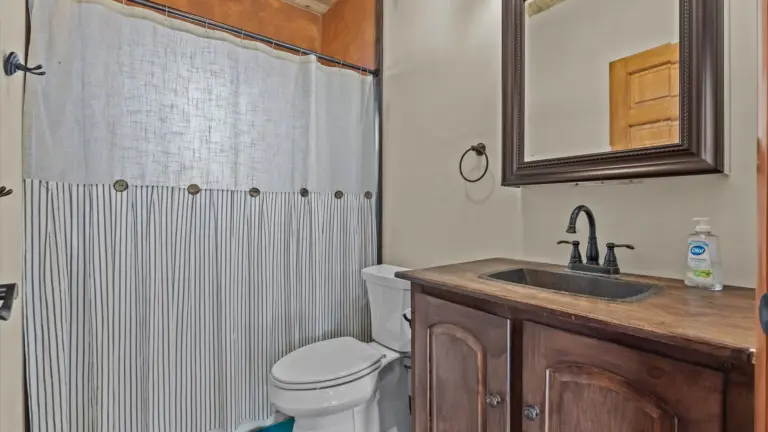 30_c4baaf5c-3f4b-4bf2-b1c6-4d679c2f785b