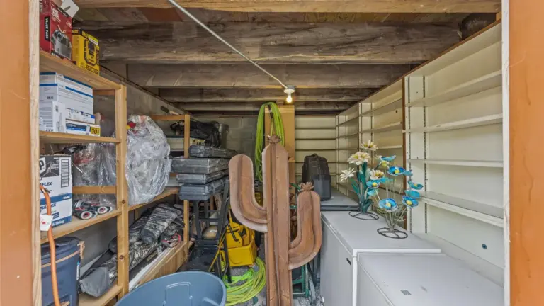 32_20ead7bb-1914-426b-8092-a65015e0a7aa