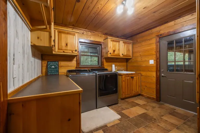 21_1218810f-d83f-4ab9-8a61-86fa9d155725