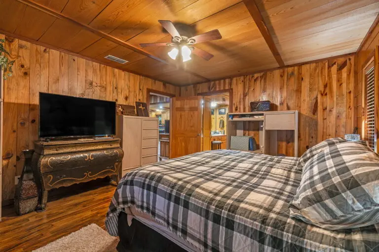 25_84395983-7bcd-496d-ae9f-3c7a7d8ed568