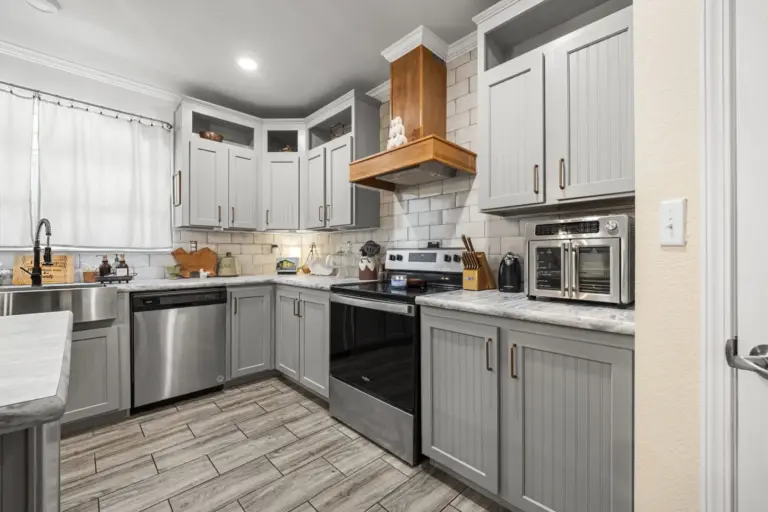 25_cb524f47-f1b2-4de2-8497-b884cfba1121