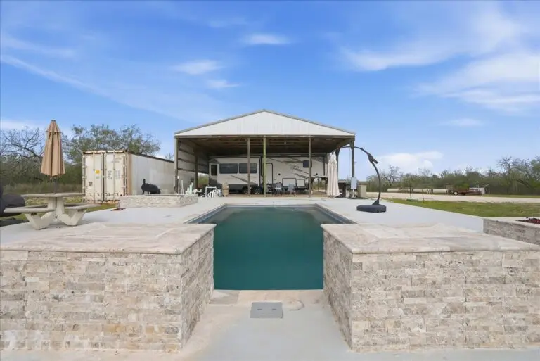 26_fdaab7dd-5efd-453e-8856-0a11b7c22e46