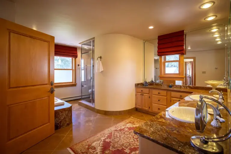 30_cc455a79-9687-401f-9078-9386edc42480