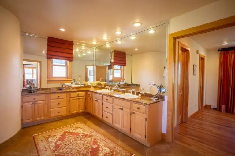 31_3d8861e5-ddd9-4a89-896e-d5dc18187789