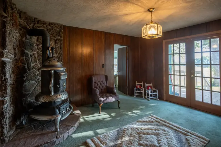 32_9057eb19-f8f7-4ea6-ae85-f4f6bd8a56fc