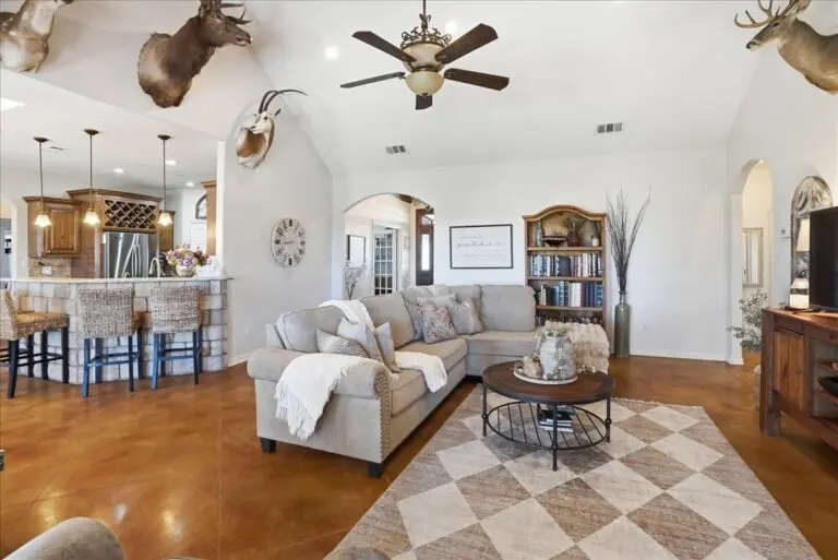 05_d4b9b161-f22c-4843-8cff-8e040564a1c6