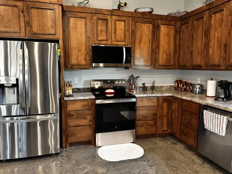 14_ba9230d0-a5da-46f2-8b1e-21b99895944b