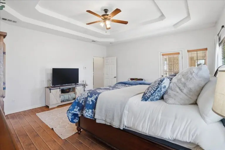 15_ec6c9b82-b34d-490c-a411-d277624ac222