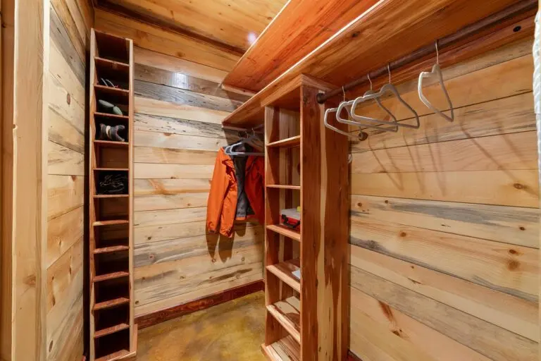 16_7bc8dcec-ce03-4209-9dd8-a97d507420aa