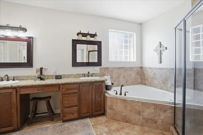 16_ff8af26b-9c7f-4bf1-b33d-26bde0f0ba7f