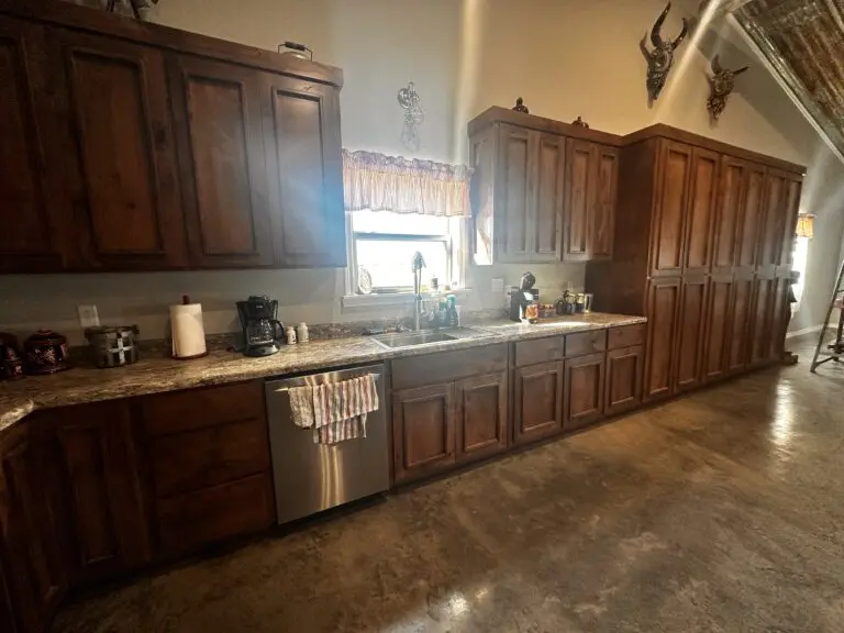 17_fe1a49c0-b170-47ff-8a33-037ee8e3aa39