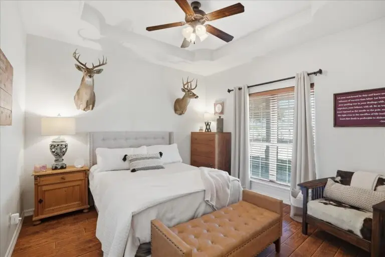 18_03c0290f-a5f0-4dbf-9ce2-627cae82dc0a