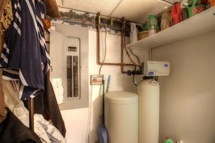 18_ce5e292c-2b49-4e87-8bd9-9a334509ee74