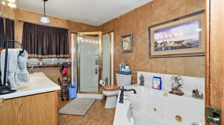 19_ff6d097b-fb46-4f27-9cbc-d79d814ddeac