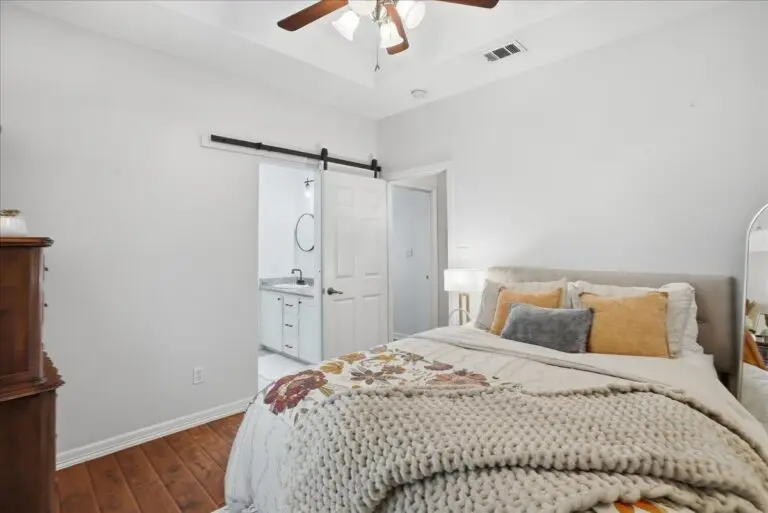 21_a64d4fbe-e00e-4e09-b118-c73e8bd2052a