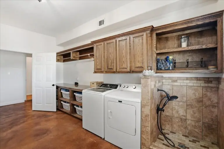 29_385b505a-07f6-4d18-b37a-a198a8cbfc5f