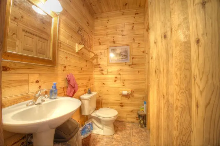 32_4d17338b-2a4d-423b-a43b-3f5d3fbb45d6