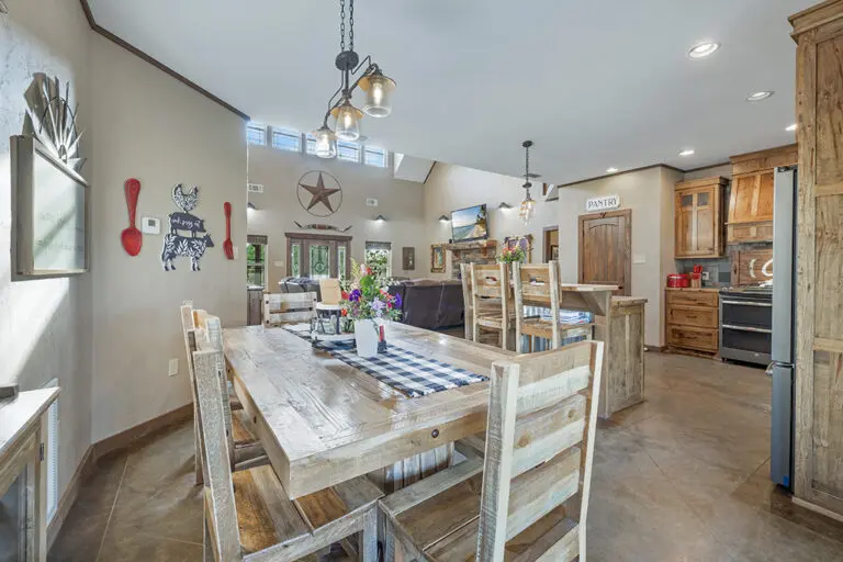 18_0abcf7af-fe37-4d4a-a12c-31c0f4a19eb4