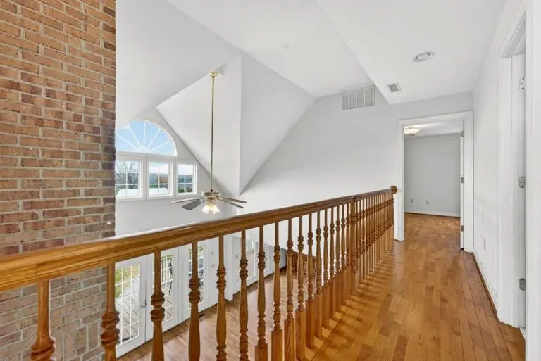 18_4bb6728d-4ca9-4f68-9139-34fb4ab7c913