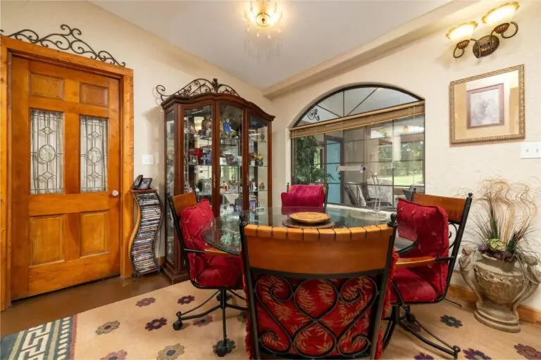 19_a1b10c69-255e-4493-887c-3c2b4d050e12