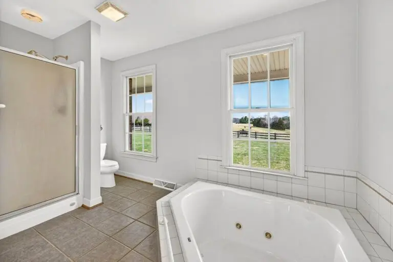 19_b4ea5031-4032-40dd-bfbf-7e0f894c9885