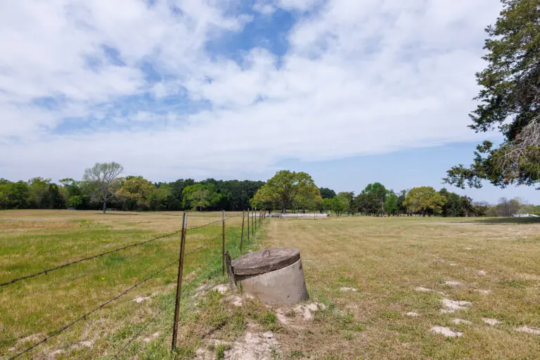 20_655ee5a6-9f15-43f9-8c45-70d7236eca0a