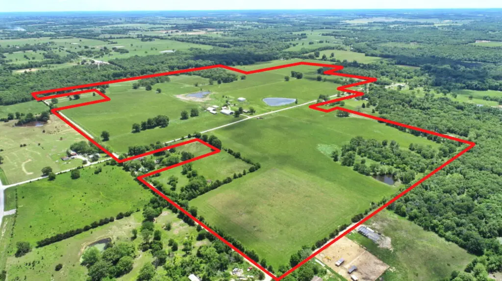 Turnkey Cattle Farm/Ranch in El Dorado Springs, MO on 249 Acres | UCRP