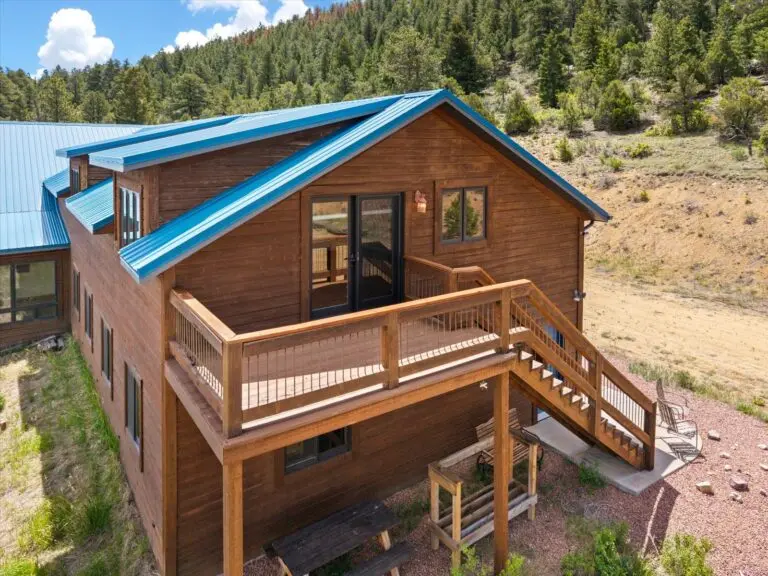 colorado mountain lodge for sale 16